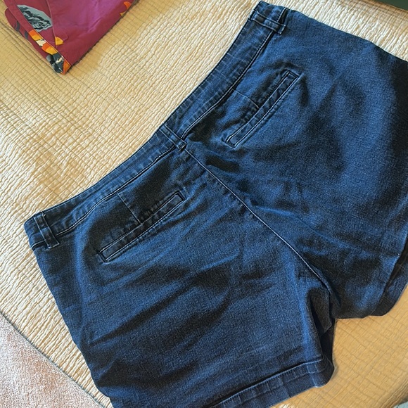 Kate Denim Shorts - Picture 5 of 5